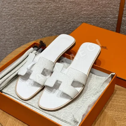 에르메스 오란 슬리퍼 117432