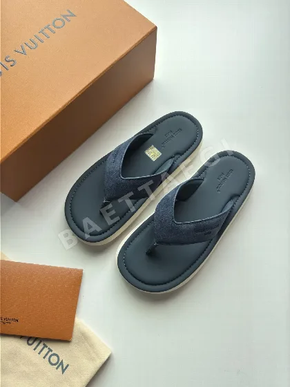 루이비통 비치 샌들 135781