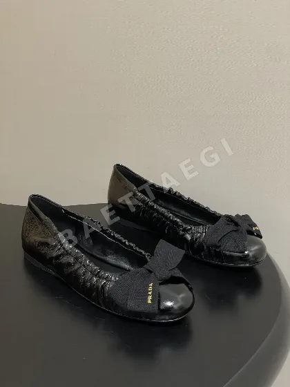 프라다 프렌치 빅 보우 발레 플랫 신발 8236