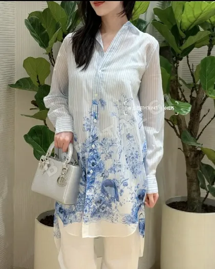 디올 블루 화이트 핀스트라이프 플로럴 시폰 원피스 96528