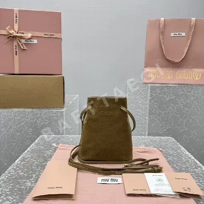 미우미우 프로스티드 티 브라운 버킷백 68379