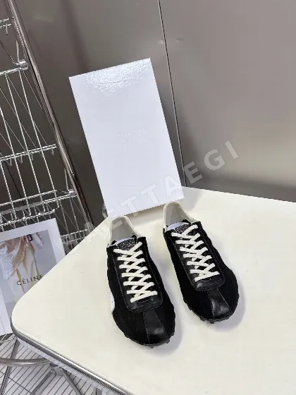 마르지엘라 MM6 스프린터 커플 스니커즈 9216