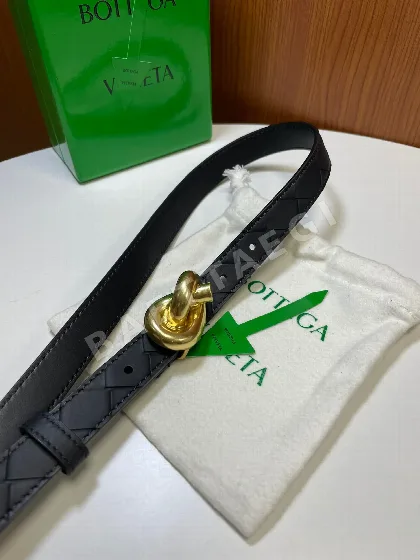 보테가베네타 빈티지 핀 버클 카프스킨 벨트 58225
