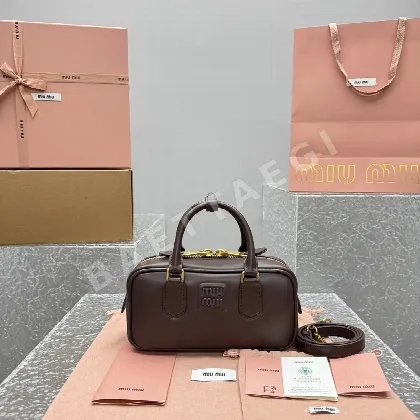 미우미우 초콜릿 볼링 가방 68465