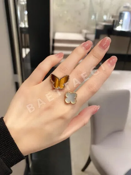 반클리프앤아펠 알함브라 나비 오픈 디자인 반지 63834