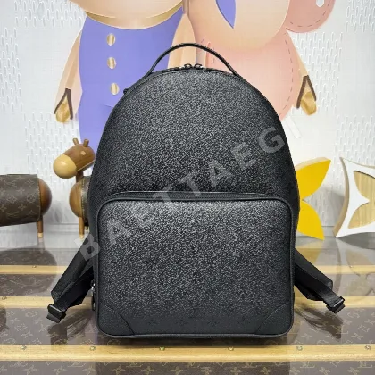 루이비통 미드나이트 모노그램 코팅 캔버스 디스커버리 카고 백팩 M26765