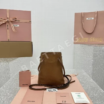 미우미우 램스킨 버킷백 68358