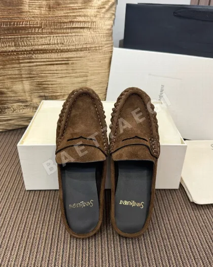 생로랑 플리츠 뮬 슬리퍼 55143