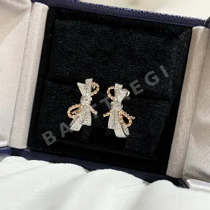 쇼메 투톤 리본 스털링 실버 귀걸이 69831