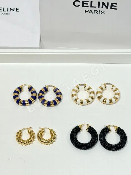셀린느 블랙 비즈 에나멜 후프 귀걸이 149976