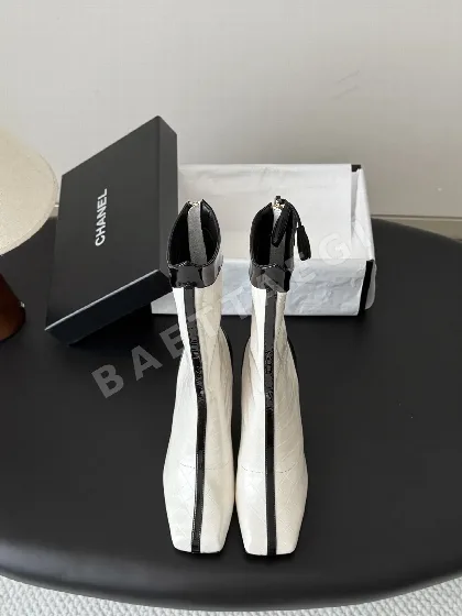 샤넬 메티에다르 더블 C 부츠 151612
