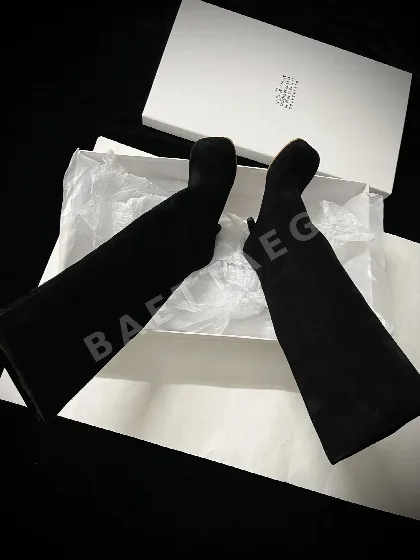 마르지엘라 커스텀 수입 스웨이드 키 높은 부츠 9153