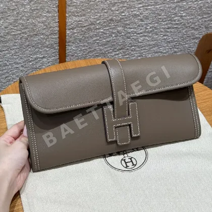 에르메스 스위프트 가죽 클러치 가방 144545