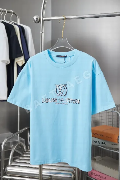 루이비통 남성 반팔 48773