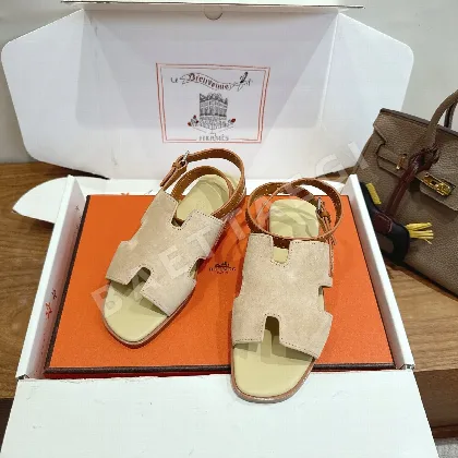 에르메스 마야 샌들 105315