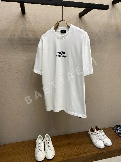 발렌시아가 로고 프린트 데님 반팔 티셔츠 23467