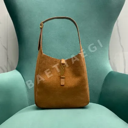 생로랑 스웨이드 호보 스몰 가방 713938