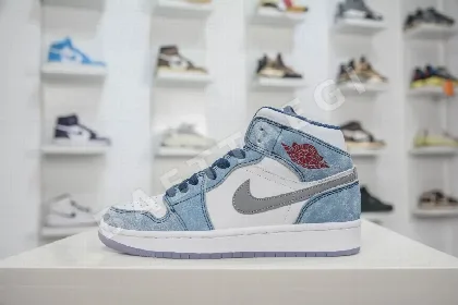 나이키조던 AJ1 미드 농구화 DN3706-401