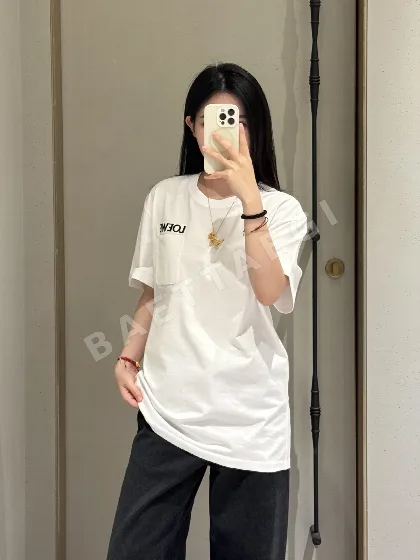 로에베 레터 자수 포켓 크루넥 반팔 티셔츠
