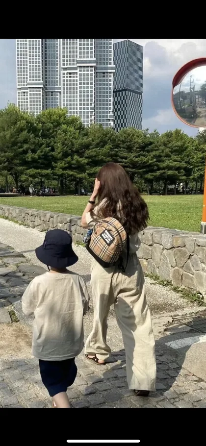 버버리 소가죽 체크 백팩 40274