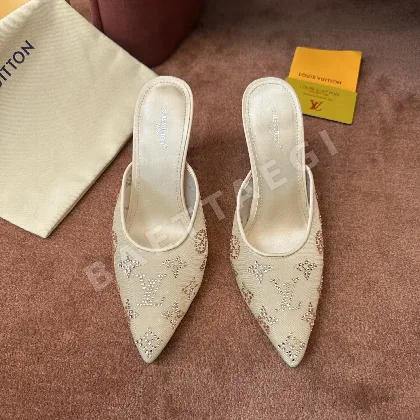 루이비통 실크 어퍼 가죽 샌들 129404