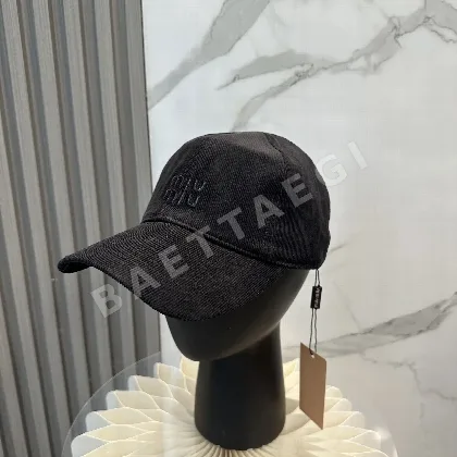 미우미우 코듀로이 베이스볼캡 185787