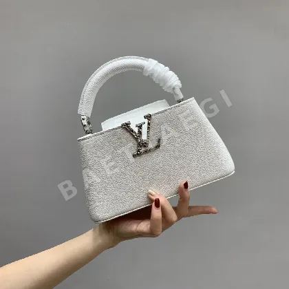 루이비통 미니 카페인 가방 M24671