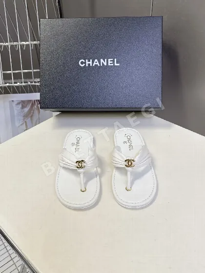 샤넬 골드 더블 C 로고 비치샌들 98386