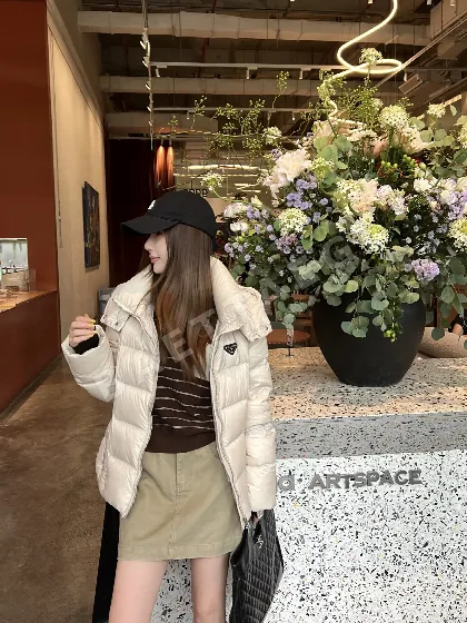 프라다 후드 다운 자켓 여성용 156336