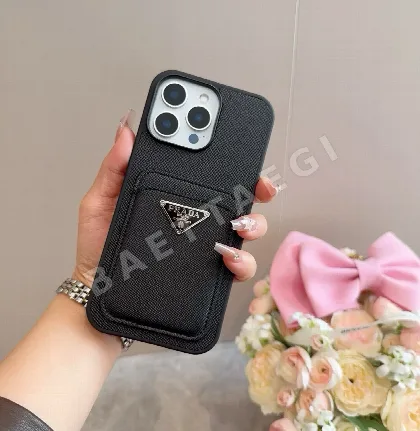 프라다 2-in-1 가죽 스마트폰 케이스 168643
