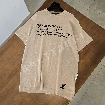 루이비통 반팔 티셔츠 878