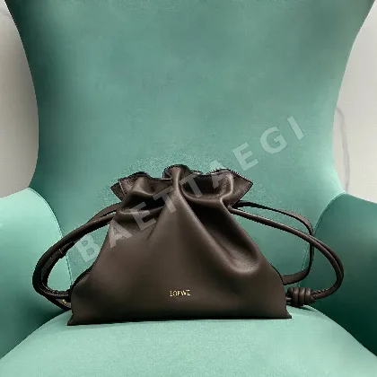 로에베 플라멩코 나파 가죽 드로스트링 백 77282