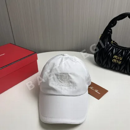 로로피아나 야구모자 185900