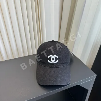 샤넬 심플 클래식 야구모자 185537