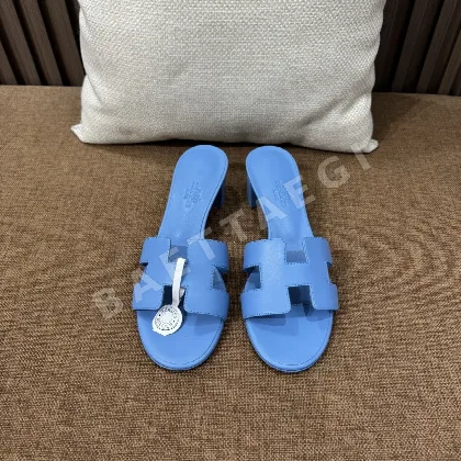 에르메스 오아시스 H 뮬 샌들 146633