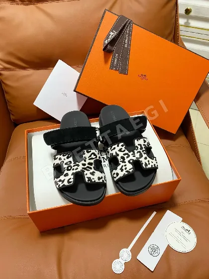 에르메스 시프레 샌들 42101