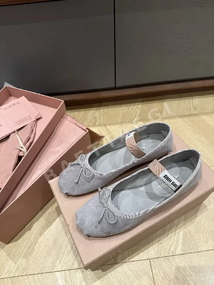 미우미우 스웨이드 발레 슈즈 24156