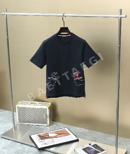 톰브라운 남성 반팔 50500