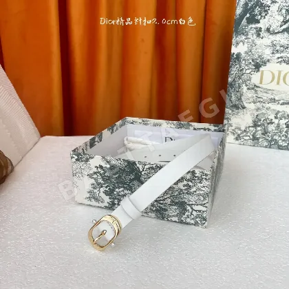 디올 송아지가죽 진주 장식 벨트 59745