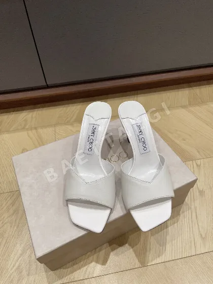 지미추 JC 하이힐 샌들 8054