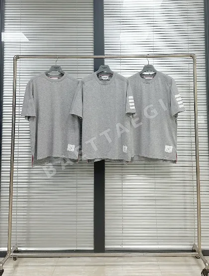 톰브라운 4바 스트라이프 립 짜임 반팔 티셔츠 50623