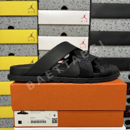에르메스 [YX] 블랙 205758 Hermes Chypre Sandal