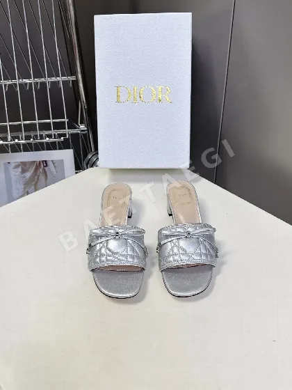 디올 카나주 퀼팅 리본 청키힐 샌들 98553