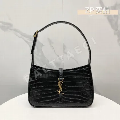 생로랑 악어 무늬 언더암 가방 166581