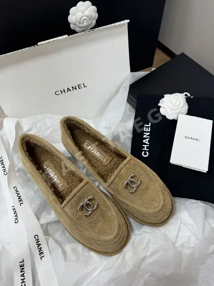 샤넬 로퍼 여성 스웨이드 더블 C 로고 187070