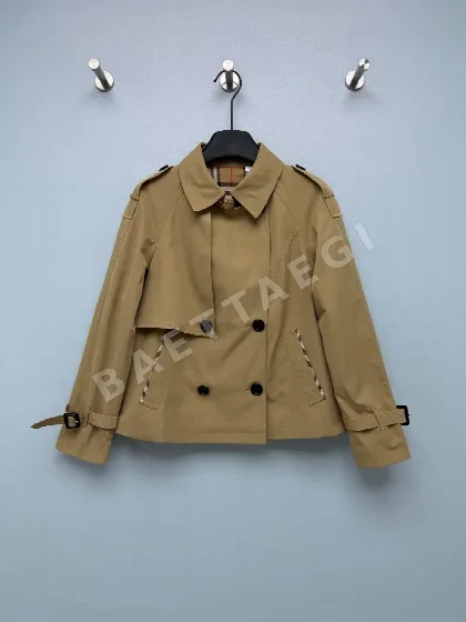버버리 체크 트림 더블 브레스트 여성 자켓 149562
