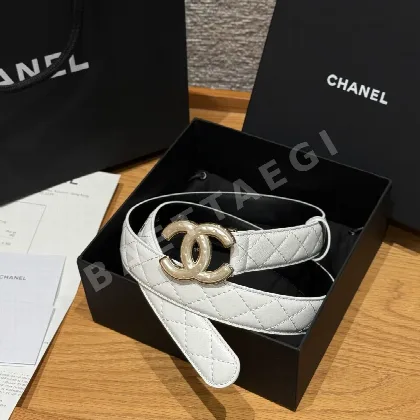 샤넬 더블 C 메탈 로고 램스킨 벨트 173918