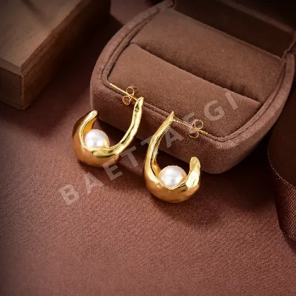 셀린느 18K 골드 도금 스터드 귀걸이 69306