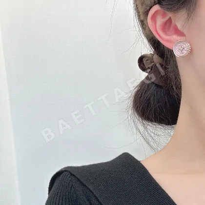 샤넬 금은 콤비 귀걸이 65907