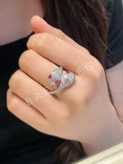 불가리 더블헤드 다이아몬드 스네이크 반지 64628